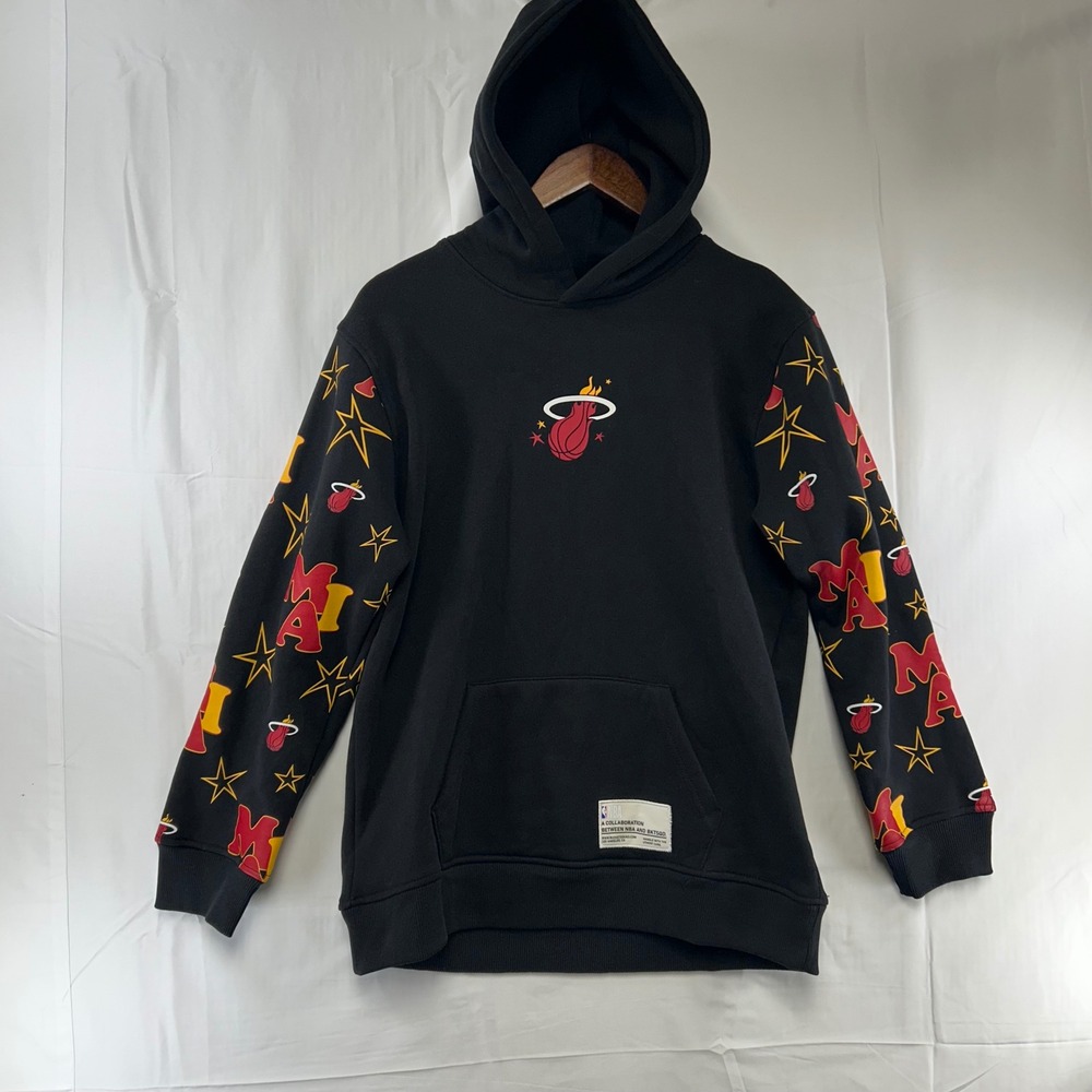 BKTSQD NBA Hoodie Youth YXL Black Miami Heat Graphic Pullover Sweatshirt